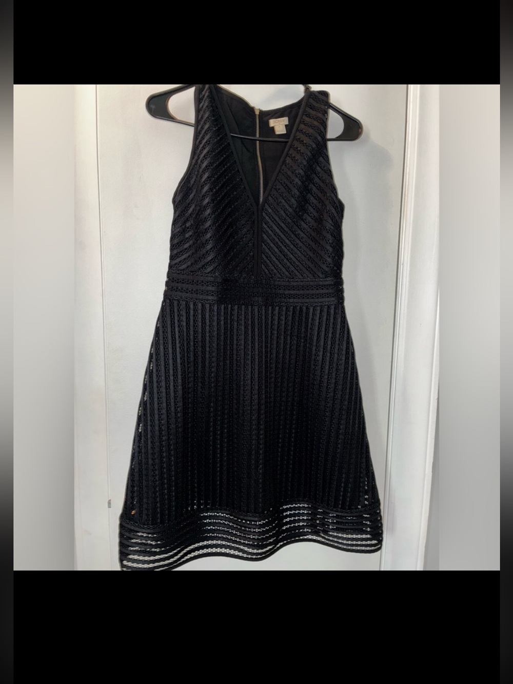Elegant Black Sleeveless Dress